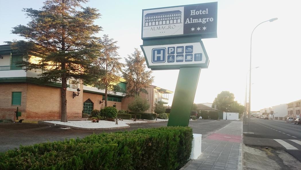 Hotel アルマグロ エクステリア 写真